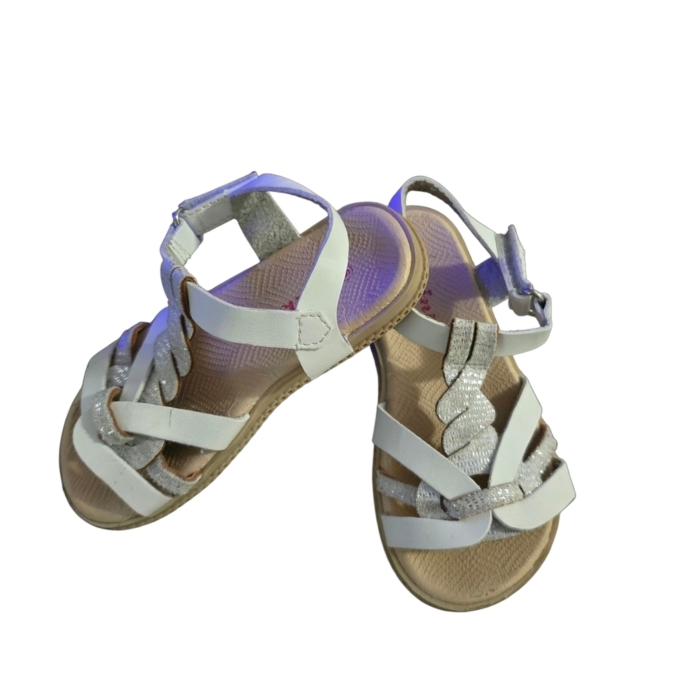 Link White and Silver Kids Sandals. Size 8